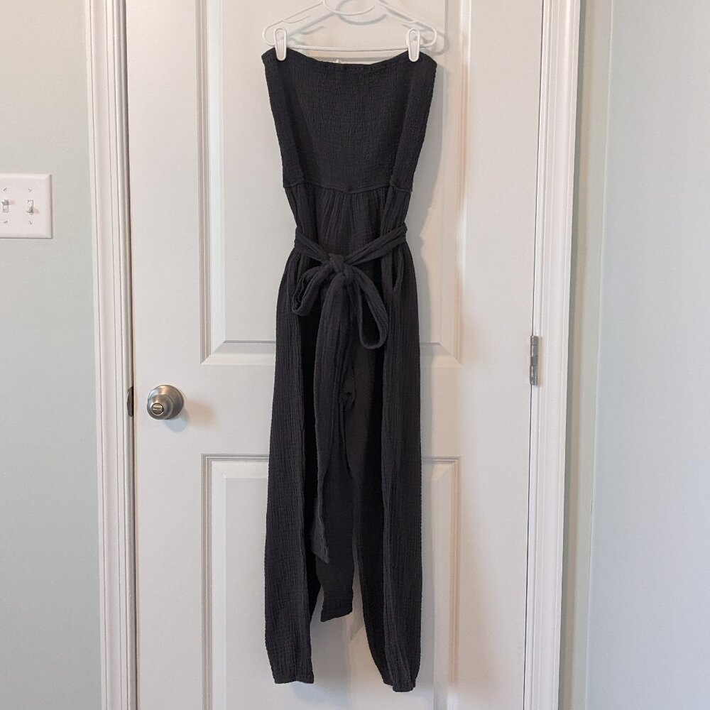 Grade & Gather Dark Grey Strapless Smocked Jumpsuit - Size Medium